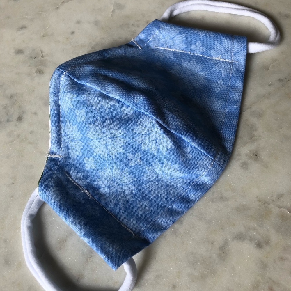 Snowflake ❄️ Breathable cotton mask